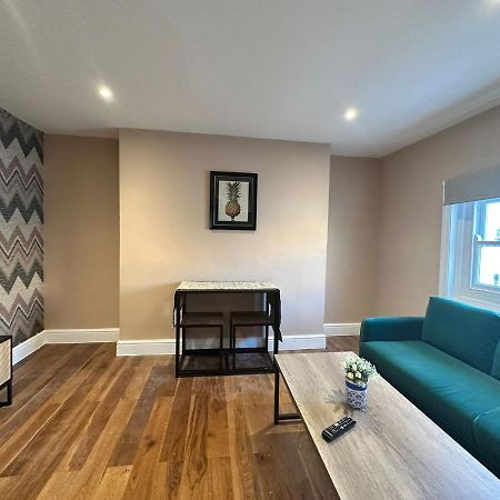 Funky 1 Bedroom Apartment Next To The Sea Hove Exterior foto